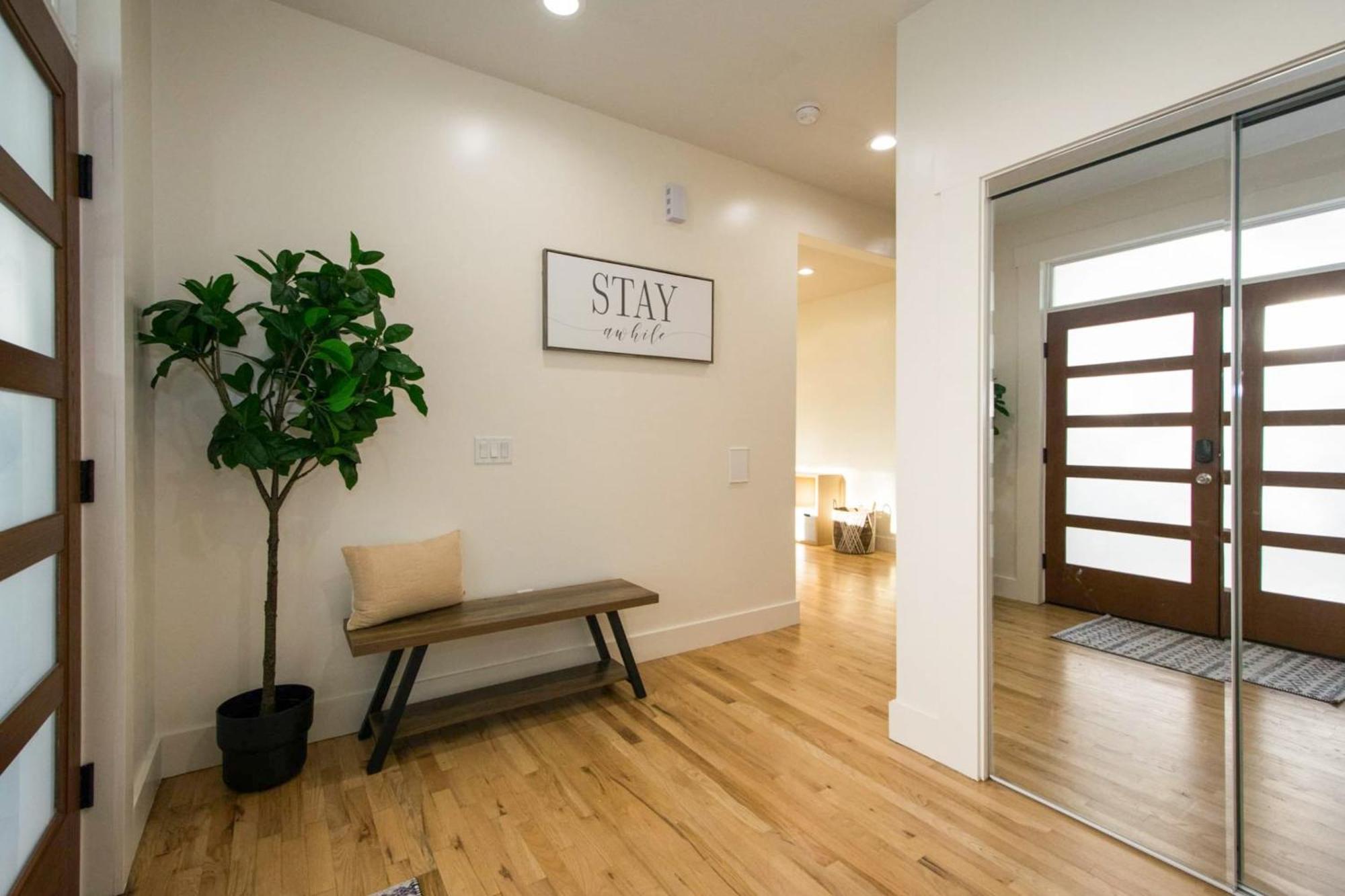Modern Escape By Avantstay Incredible Views Holiday home *